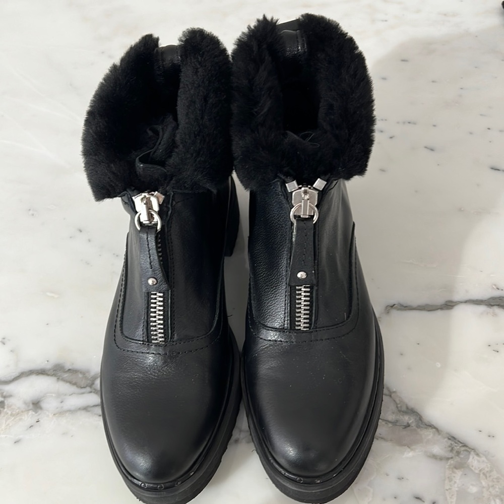 Napoleoni Italian Boots  size 37 never worn